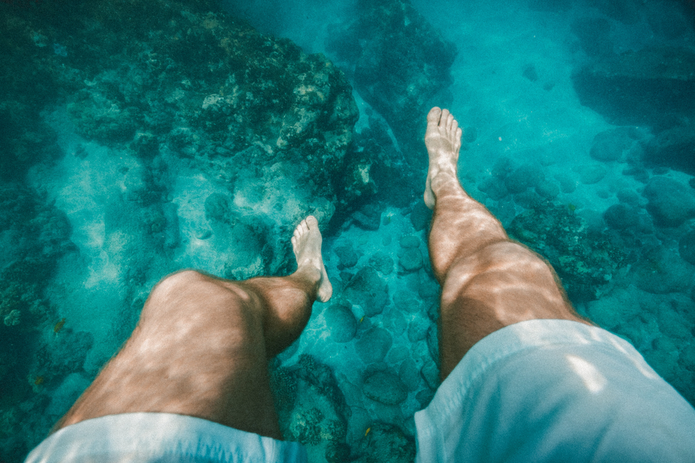 Fußpilz in der Schwimmbadsaison – so beugen Sie vor